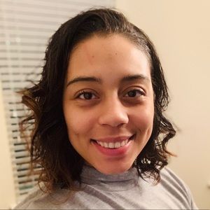 Meet your Posher, Alesha